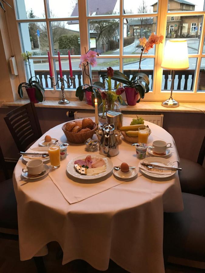 Hotel-Restaurant-Eiscafe Stadtmitte Bruck  Zewnętrze zdjęcie